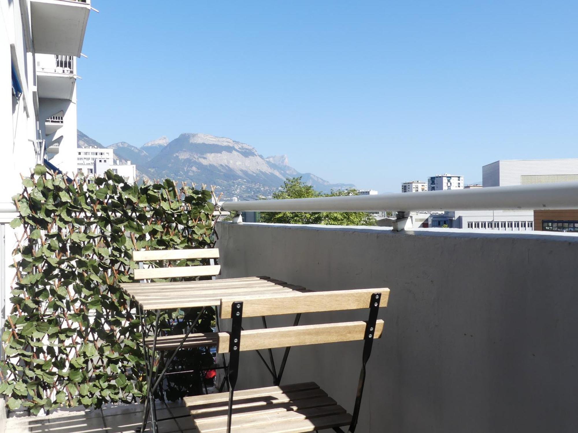 Ferienwohnung Superbe Duplex Avec Parking Gratuit Grenoble Exterior foto